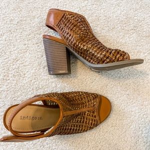 Cognac woven peep toe sandals